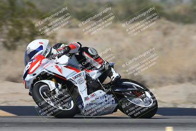 media/Nov-01-2025-CVMA (Sat) [[fc0f7531b8]]/Race 7-Formula Twins-Formula 40 UL/